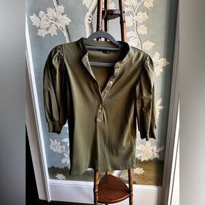 Veronica Beard olive green small top